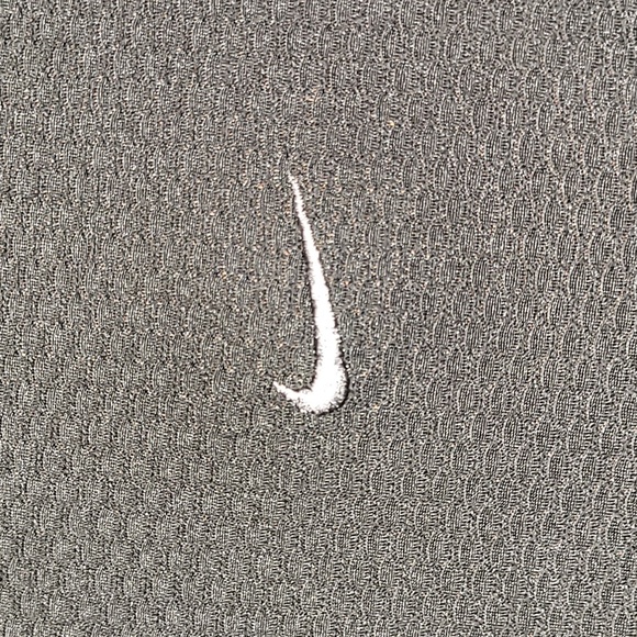 Vintage. 90s. Nike. Sphere-dry. Like-new. Short-sleeve. Embroidered.  Size XL - Picture 3 of 16